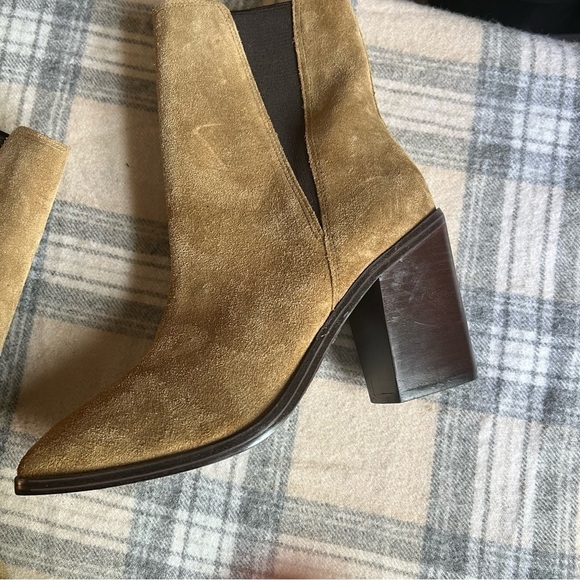 NEW MARC FISHER KRISTIE BOOTIE TAN CAMEL SIZE 8 - Picture 9 of 9